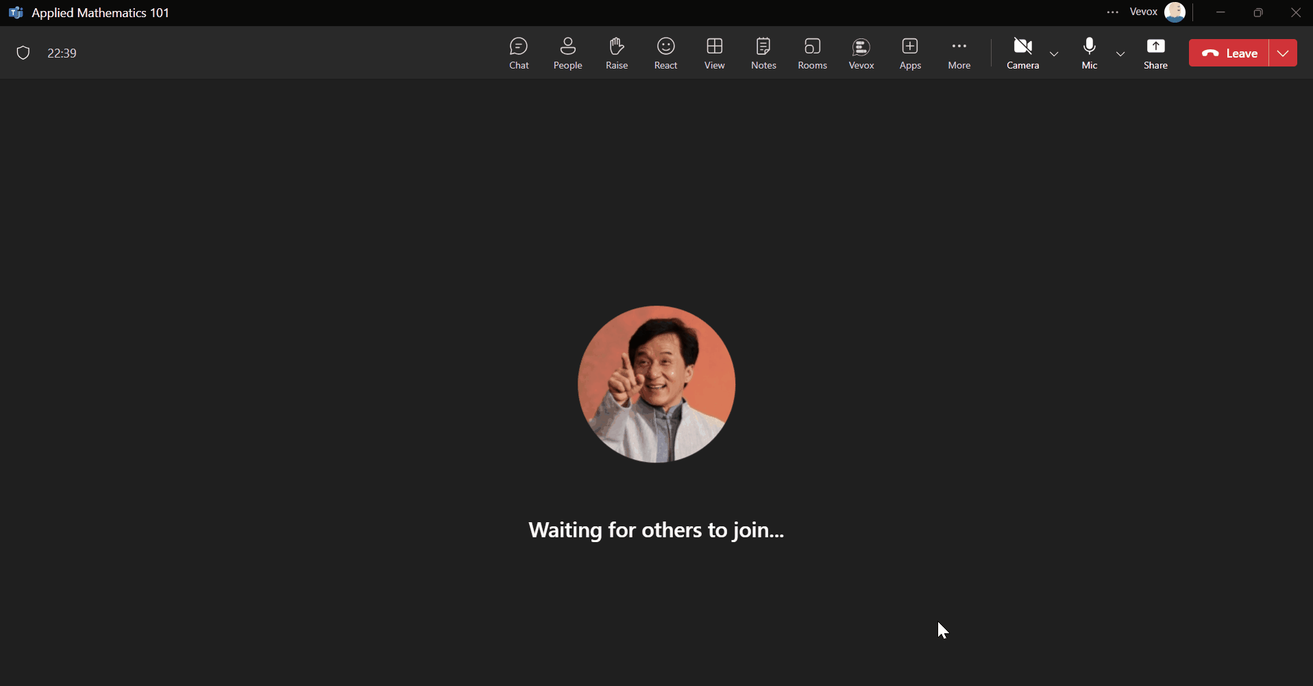 Participant view in Teams meeting Final.gif